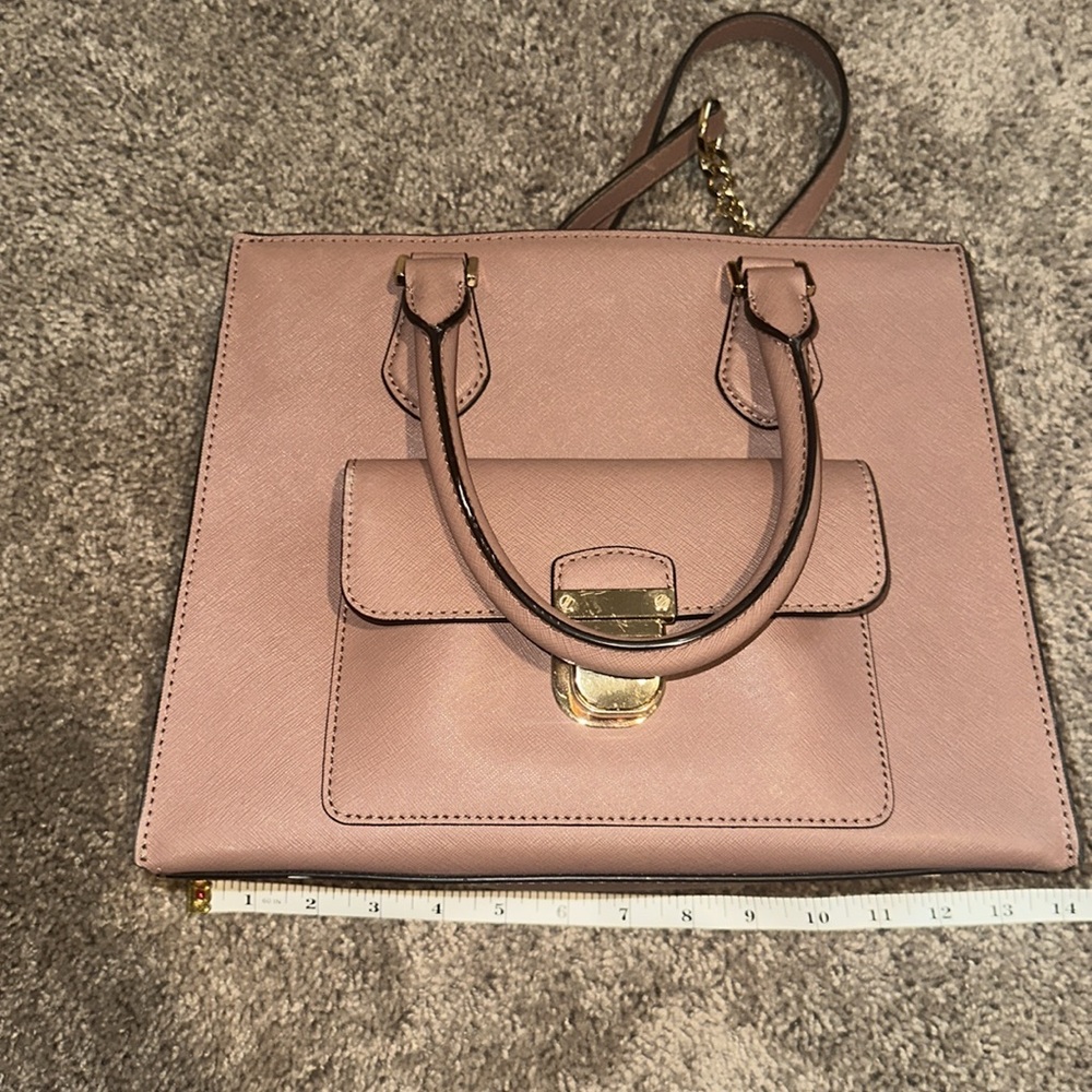 MICHAEL KORS MAUVE WALLET AND HANDBAG SET - Picture 5 of 7